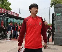 爱游戏APP-包含集结日体能课后，阿贾克斯主帅复盘备战中超，悬念犹存，资深球员宣示担当的词条