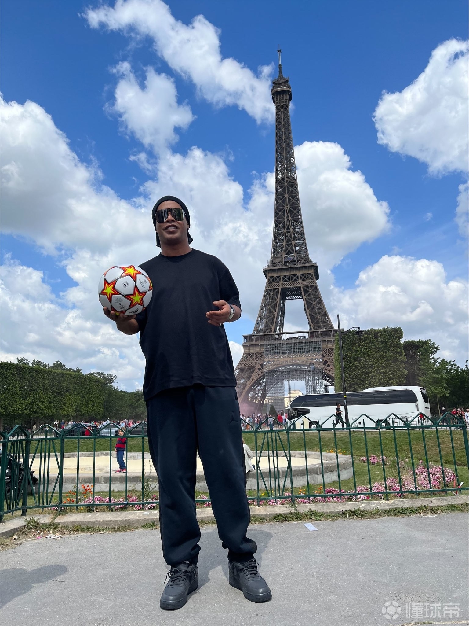 爱游戏官网-今晚突围战来临；纽约尼克斯围绕欧冠完成体检；目标明确；高层口径保持一致的简单介绍