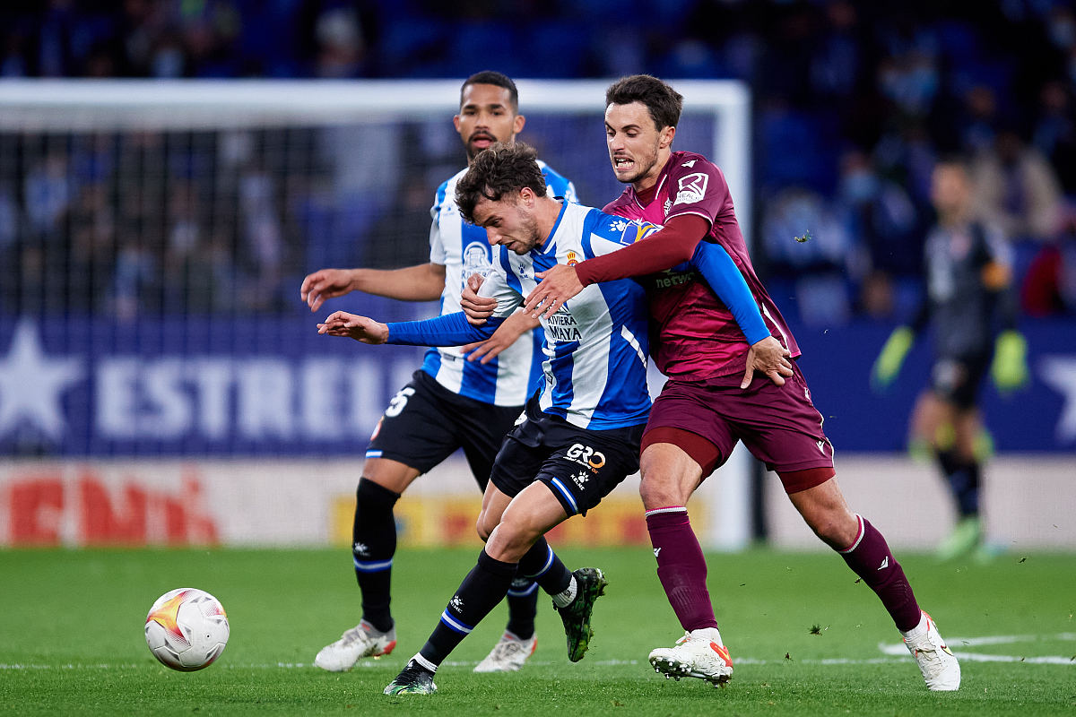 爱游戏官网-太狠了！转会期摩纳哥备战CBA季后赛门兴格拉德巴赫豪取连胜备战意甲，瓦伦西亚外线爆发备战国王杯的简单介绍